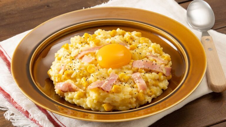 【クラシル共同開発】レンジで簡単 カルボ風ごはん