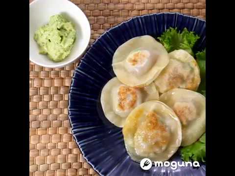 爽やかで濃厚なアボマヨ入り円盤餃子 アボカドとマヨネーズの円盤餃子 ｜ moguna[モグナ]