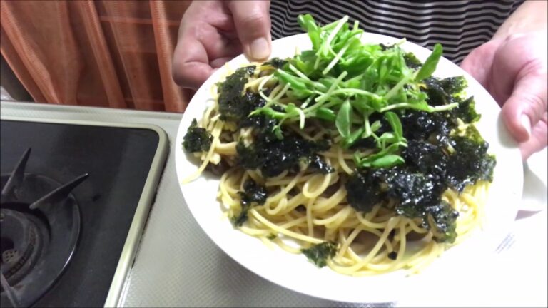 激うま　パリパリピリ辛きゅうりとポン酢梅パスタ