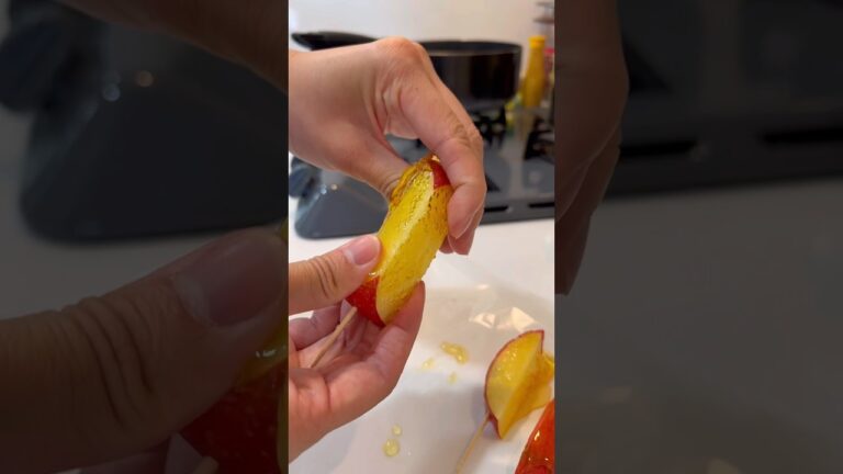 こんなに簡単だった！黄金糖でりんご飴 #ショート #shorts #ライフハック #lifehacks #簡単レシピ