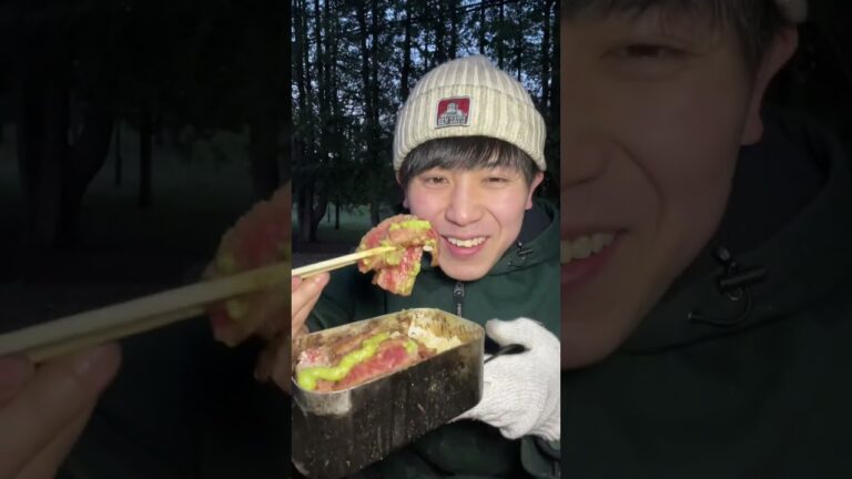 【炭火】東京の焼肉屋でよく見る高い肉丼たべる【キャンプ飯】