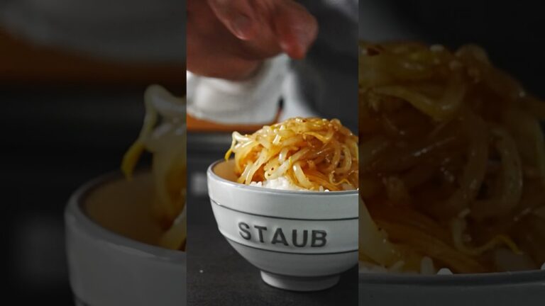 某ラーメン屋のあの『もやし』をシェフが再現してみた #shorts