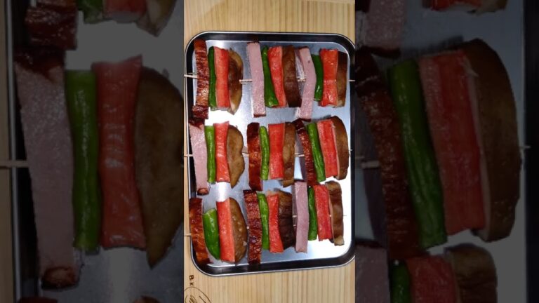 【韓国料理】【コチ】/韓国人の友達に教えてもらった簡単料理/おかずにもおつまみにも美味しい👍️/食べ方が肝心 /横から全部一緒に/カニカマ+焼豚+しいたけ+ししとう   #shorts