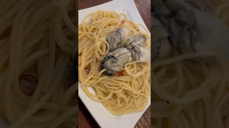 大粒牡蠣のペペロンチーノパスタ美味しいよねー。草加西町居酒屋乃美家さんで食べられます。
