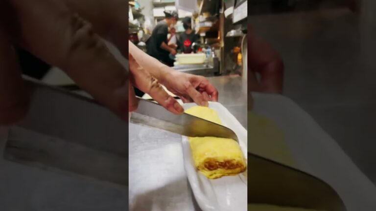 天王寺で大人気のだし巻きができるまで