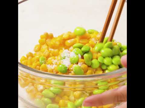 色鮮やか！インタ映え！？コーンと枝豆のスクランブルエッグサラダ