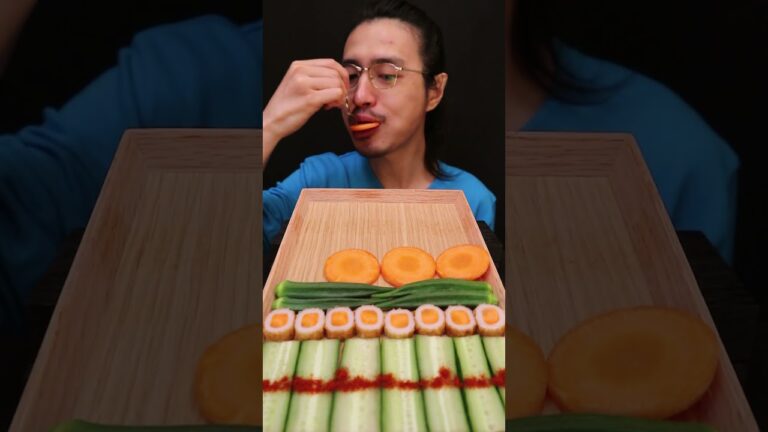 納豆、がんもどき、一平ちゃん、ミニトマト、にんじん、オクラ、ちくわ、きゅうり #shorts