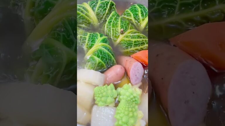 サボイキャベツでロールキャベツ
