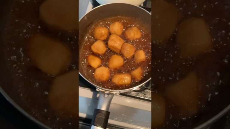 お料理得意なんです、里芋の煮っ転がし #料理 #cooking #food #里芋 #煮物 #おすすめ #shorts