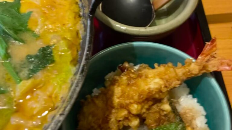 坂東太郎、鍋焼きうどんと小天丼