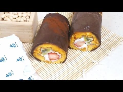 恵方ロール　roll cake like sushi