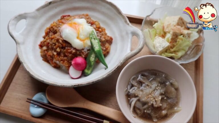 【おうちde献立】生トマトの無水キーマカレーメニュー🍛🍅　＃たべいろ　＃献立メニュー　＃献立レシピ　＃トマト　＃無水キーマカレー　＃カレー　＃無水　＃キーマカレー