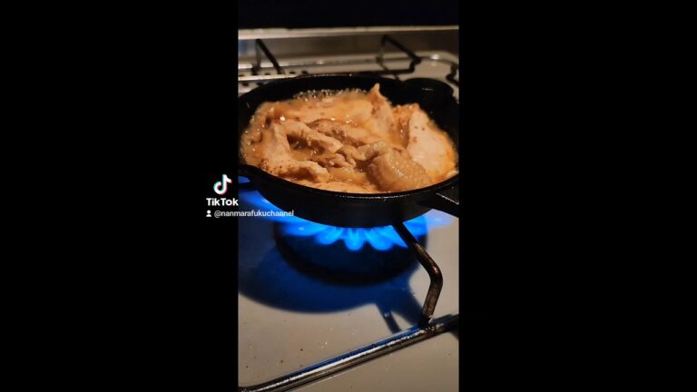 【鶏胸肉の白ワインバター炒め＆とろけるチーズをのせて炙る‼️】