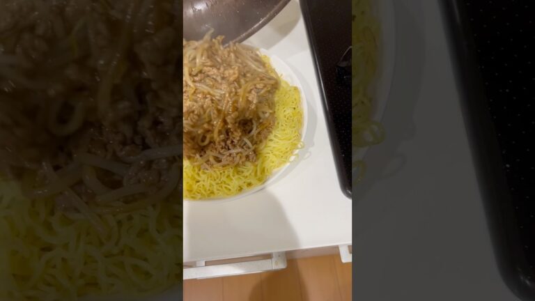 豚ひき肉ともやしあんかけ焼きそば　美味いのマジで#アケメシ#もやし#ひき肉#あんかけ#焼きそば