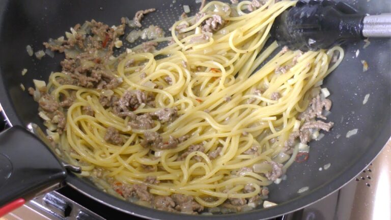 【ワンパン】【簡単パスタ】プロが教える絶品『ひき肉パスタ』の作り方