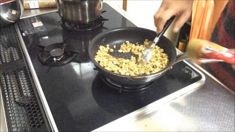 ごぼうレシピ簡単　甘辛ごぼうふりかけの作り方　常備菜　ごぼうとしょうがのふりかけ　ご飯食べ過ぎ注意！　How to make a sprinkle of burdock and ginger