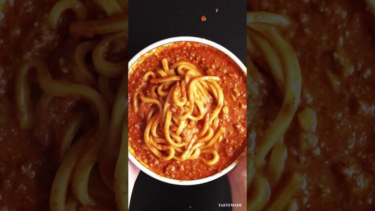 【根性見せてね】激辛マーボーのチーズうどん #shorts