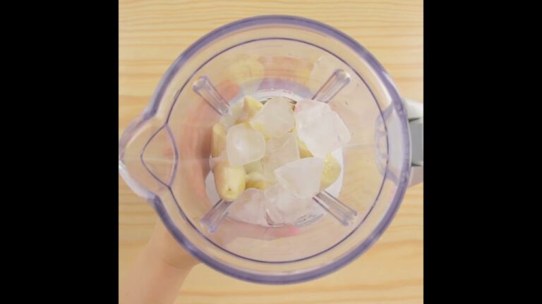 トマトの酸味で夏を感じる さっぱり 完熟バナナのベジスムージー #cooking  #簡単レシピ #スムージー