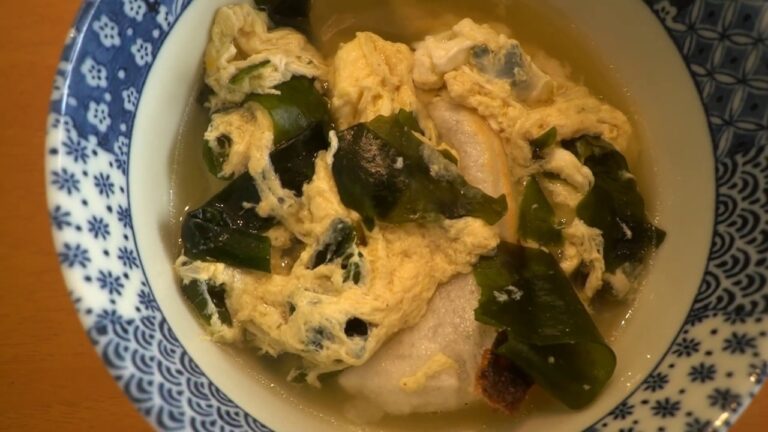 ケンタッキーフライドチキンの骨で出汁を取る【ケンタで雑煮を作ってみる】（おじさん散歩26）