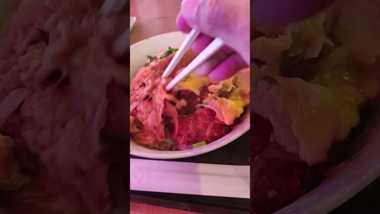 那覇市おもろまちパチンコ屋さんの食堂「ホーリー」かつ丼