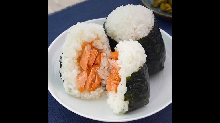 鮭おにぎりの作り方