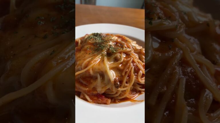 濃厚トマトソースととろ〜りチーズの絶品パスタランチ🍝