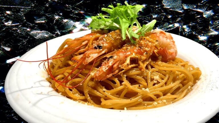 赤海老トマトクリームパスタ