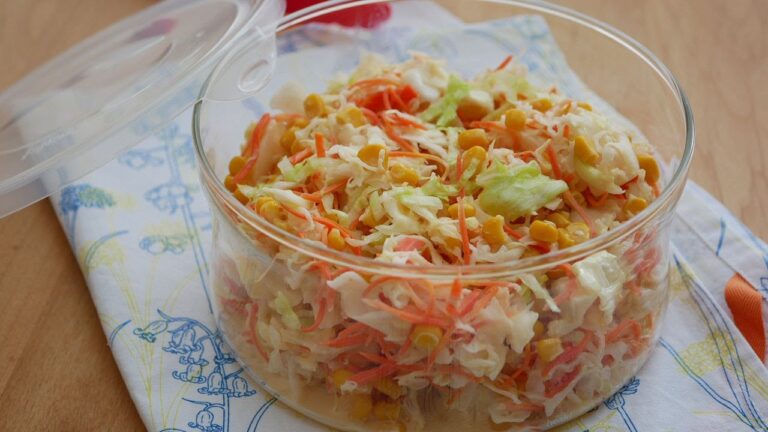 「まるめし」夫の食いつき方が半端ないコールスロー | Simple Coleslaw