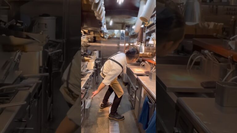 【パスタ4連】ナポリタン、ミート、牡蠣、鴨