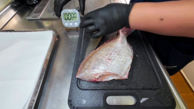 【鯛のポワレ～レモンバターソース～】ノーカット三枚おろし