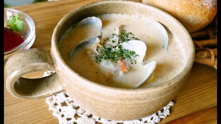 あさりの出汁がおいしい！クラムチャウダー【人気料理研究家が教える簡単レシピ】