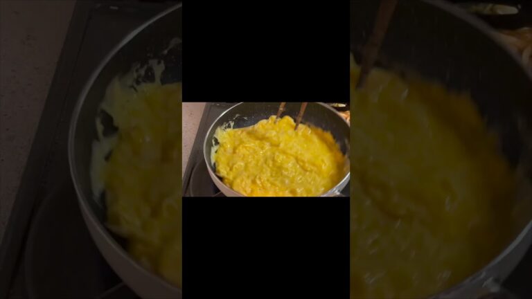 #Shorts ふわとろ卵の食感！オムそば（オムレツ焼きそば）の作り方　omelette noodles