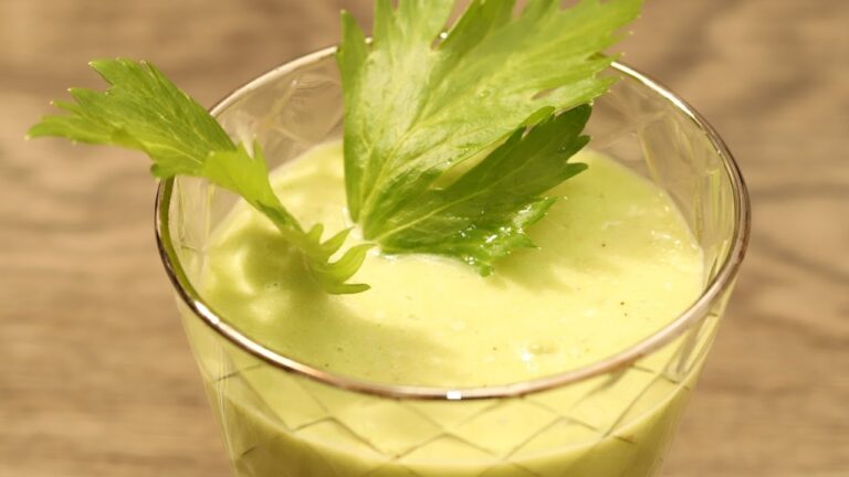 6分で簡単！アボカドスムージーの作り方 | How to make Avocado smoothie