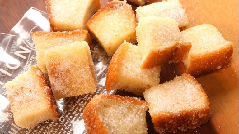 【レンジだけで超サクサク】食パンで簡単シュガーラスクの作り方｜バレンタインにもおすすめ｜パンダワンタン