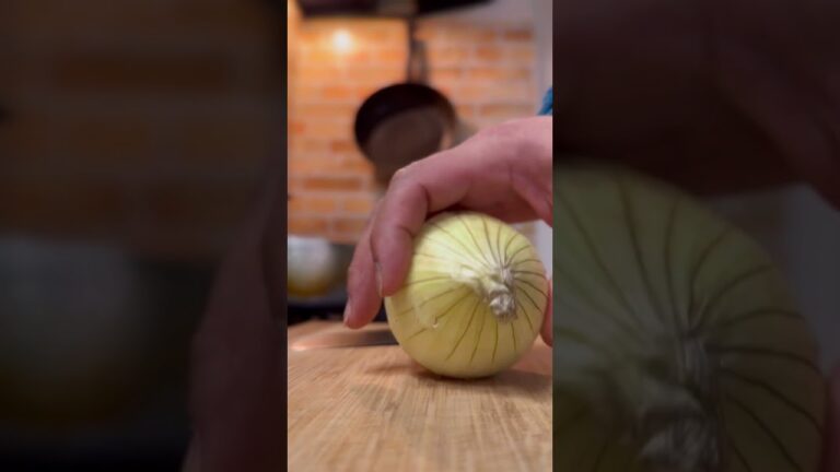 くーねるまるたの新玉ねぎの醤油漬け作ったらご飯が止まらない