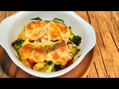 【ケトジェニックレシピ】鮭と野菜のマヨチーズ焼き