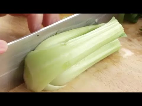 ちんげん菜の根本をいかした切り方【やりかたのヒント】