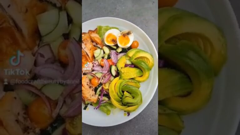 Roasted Chicken Avocado salad #lowcarb #ketorecipes