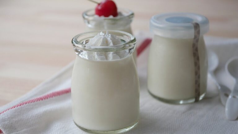 簡単夏のデザート♡材料3つでミルクゼリー🥛ふるっふるです | Dessert With Just 3 Ingredients Easy Milk jelly