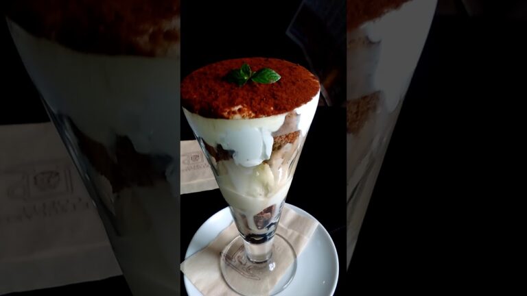コーヒー哲学　ティラミスパフェ　内原店