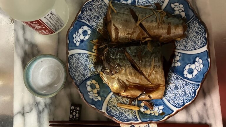 ⭐️さばの煮付け⭐️調味料だけで煮ます♪冷めても美味しいですよ😋