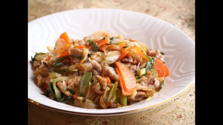 豚こまと白ねぎ、人参の炒め物