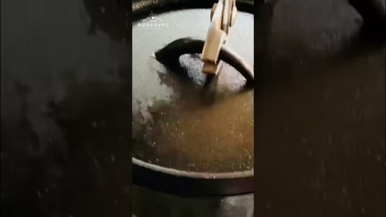 89%の日本人が好きなのをダッチオーブンで #shorts