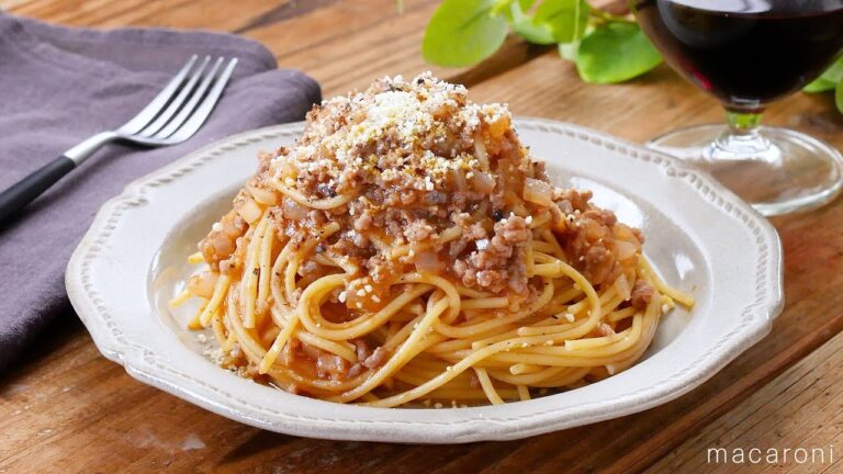 【10分で作れるボロネーゼ風パスタ】レンジで簡単！忙しい日にとっても役立つお手軽ミートスパゲッティ♪｜macaroni（マカロニ）