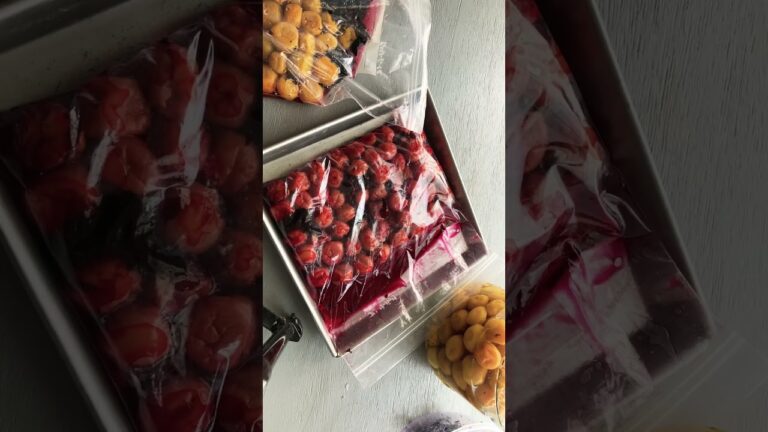 梅干し。赤紫蘇を加えました！ #梅干し