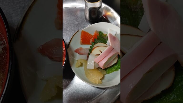 「主婦のゆるーい趣味」先程の餅がもう簡単に焼けてお雑煮になっています。お雑煮のたれが煮たった頃には餅が焼けているので一石二鳥です。