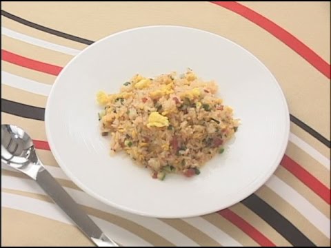料理レシピ-【コリコリ梅チャーハン】｜ナスラックKitchen