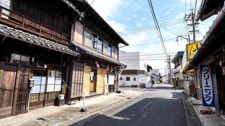 焼きそば！お好み焼き！老舗の味を引き継いだ肝っ玉女将が営む古民家鉄板焼き屋丨Teppanyaki in Aichi