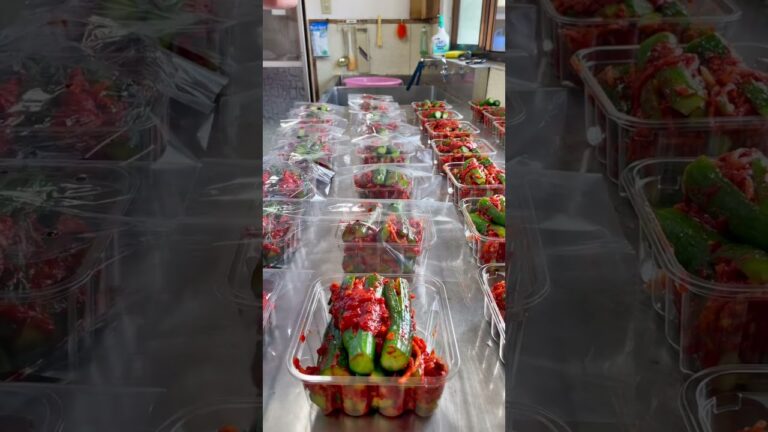 最速3分で売り切れるキムチ家のきゅうりキムチ袋詰め #koreanfood #キムチ #キムチの家 #佐渡島