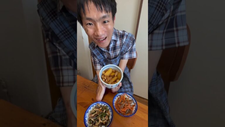 #なみさんお料理生活#鶏ぼんじりとじゃがいもの甘辛煮#ちくわの青椒肉絲#レンコンのきんぴら#ササっと料理#99 #99年生まれ　#両上肢不全　#手羽先ハンドメイド作家　#障がい者ハンドメイド作家